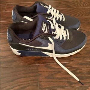 Nike Air Max Men's Navy and White Sneakers